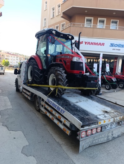 Çekici üzerinde araç nakli